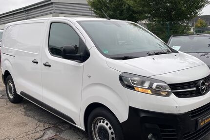 Opel Vivaro 83.900 km 13.499 € Oberhausen 46045