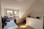 Dachgeschoßwohnung Duisburg Huckingen - 3 Zimmer, 70 m&sup2;, 200.000&euro; | Angebot:27425714