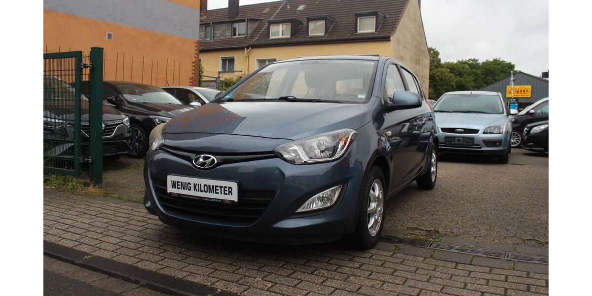 Hyundai i20 40.000 km 6.450 &euro; Duisburg 47139