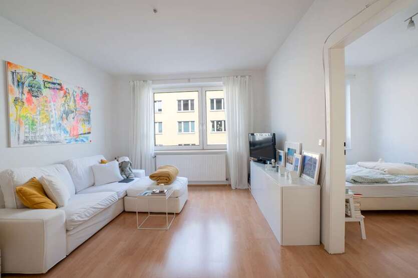 Wohnung zum Kaufen in Düsseldorf Düsseltal 325.000 € 65 m² 3 zimmer