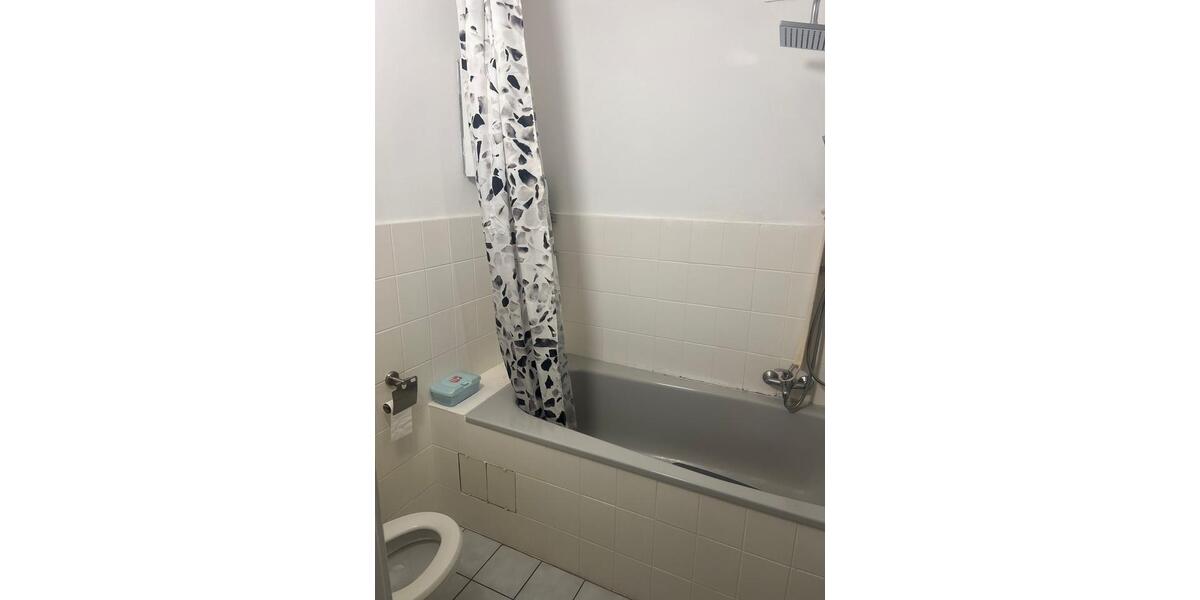 Etagenwohnung Duisburg Mittelmeiderich - 3 Zimmer, 75 m&sup2;, 560&euro; | Angebot:25612786