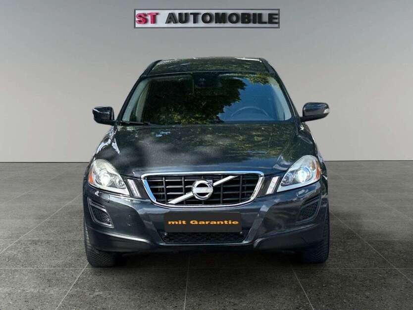 Volvo XC60 237.925 km 10.490 € Düsseldorf 40599
