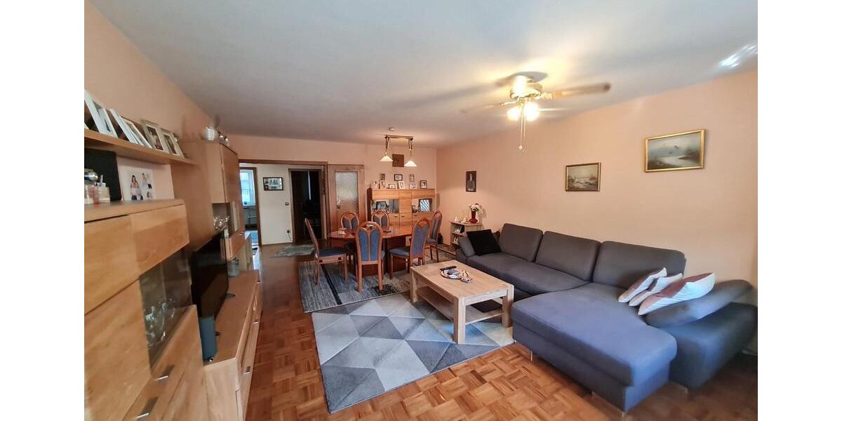 Etagenwohnung Düsseldorf Heerdt - 3 Zimmer, 79 m&sup2;, 480.000&euro; | Angebot:27096079