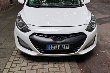 Hyundai i30 192.000 km 4.800 € Duisburg 47166