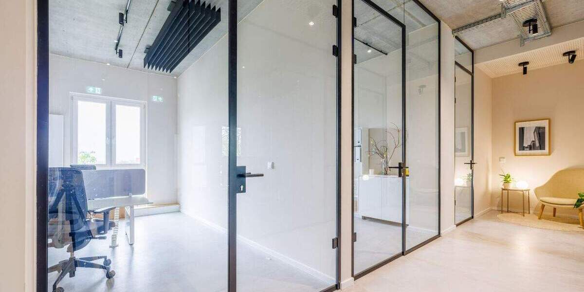 Double Office mit Rheinblick: flexibel, möbliert, ideal für zwei zimmer