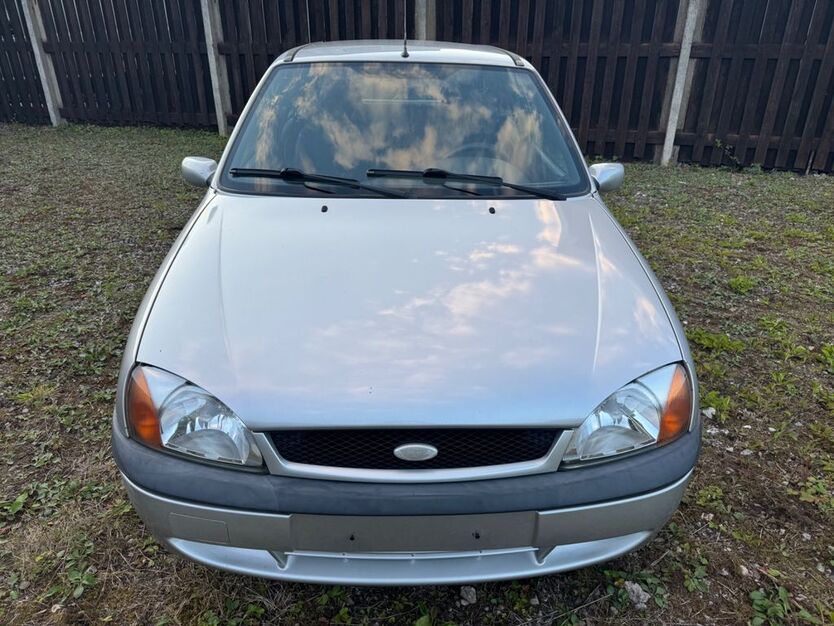 Ford Fiesta 185.000 km 999 € Essen 45133