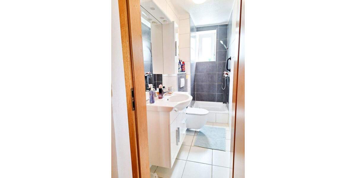 Mehrfamilienhaus, Wohnhaus Krefeld Linn - 8 Zimmer, 204 m&sup2;, 599.000&euro; | Angebot:25755263