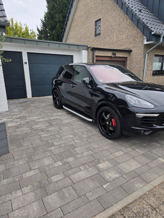Cayenne