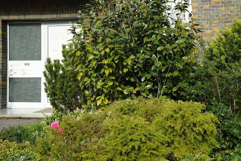 2 Zimmer Etagenwohnung mit Ausblick in Düsseldorf - Urdenbach