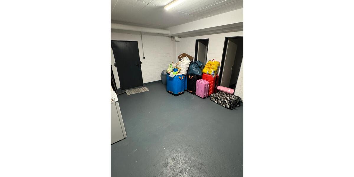 Erdgeschoßwohnung Krefeld - 4 Zimmer, 150 m&sup2;, 1.610&euro; | Angebot:26286786