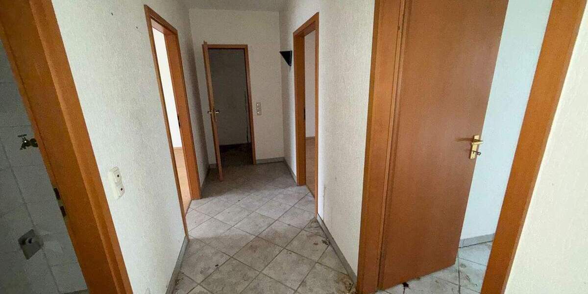 Etagenwohnung Essen Stoppenberg - 2 Zimmer, 66 m&sup2;, 185.000&euro; | Angebot:25695652