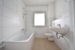 Dachgeschoßwohnung Oberhausen - 3 Zimmer, 87 m&sup2;, 945&euro; | Angebot:25222330