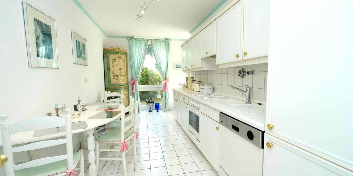 Etagenwohnung Meerbusch Büderich - 3 Zimmer, 121 m&sup2;, 649.000&euro; | Angebot:23972046