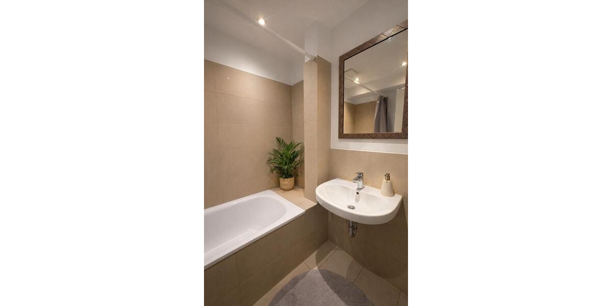 Etagenwohnung Düsseldorf Flingern Süd - 1 Zimmer, 33 m&sup2;, 1.100&euro; | Angebot:26296351