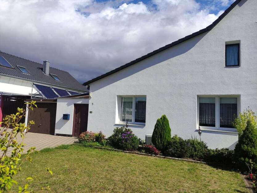 Haus zum Kaufen in Düsseldorf 875.000 € 130 m²