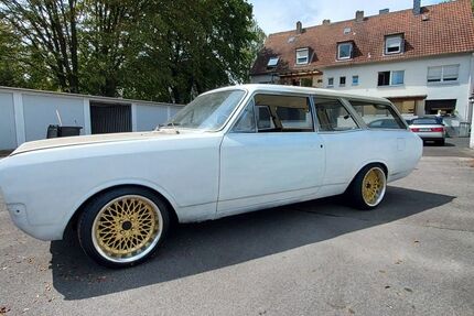 Opel Rekord 11.000 km 6.999 &euro; Mülheim 45470