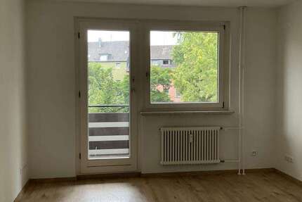 Wohnung Essen Frohnhausen - 2.5 Zimmer, 55 m&sup2;, 499&euro; | Angebot:27147505