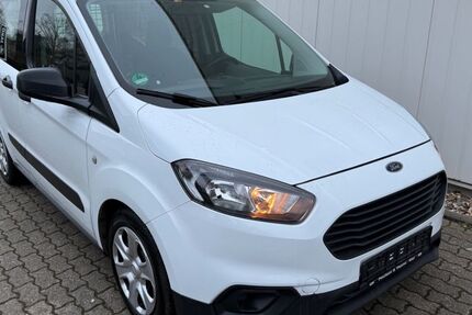 Ford Tourneo Courier 148.000 km 7.999 € Wesel 46485
