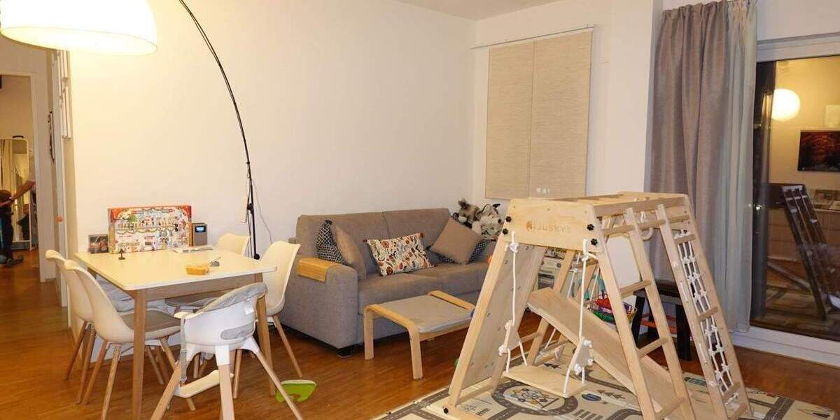 Etagenwohnung Düsseldorf Flingern Nord - 3 Zimmer, 85 m&sup2;, 1.375&euro; | Angebot:24781080
