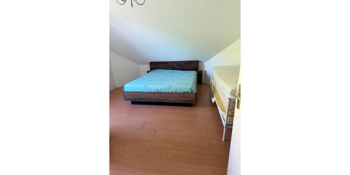 Maisonettenwohnung Duisburg Rheinhausen - 4 Zimmer, 110 m&sup2;, 1.800&euro; | Angebot:26442790