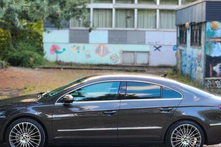 VW CC 165.000 km 13.600 € Hattingen 45529