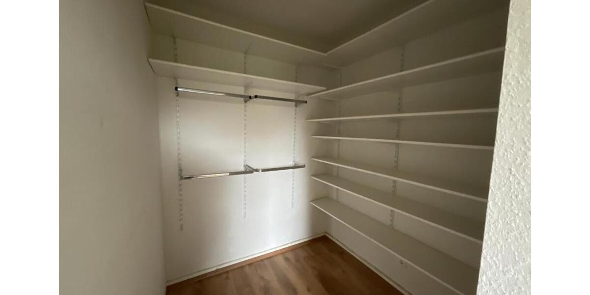 Erdgeschoßwohnung Essen Frillendorf - 2 Zimmer, 77 m&sup2;, 669&euro; | Angebot:21275812