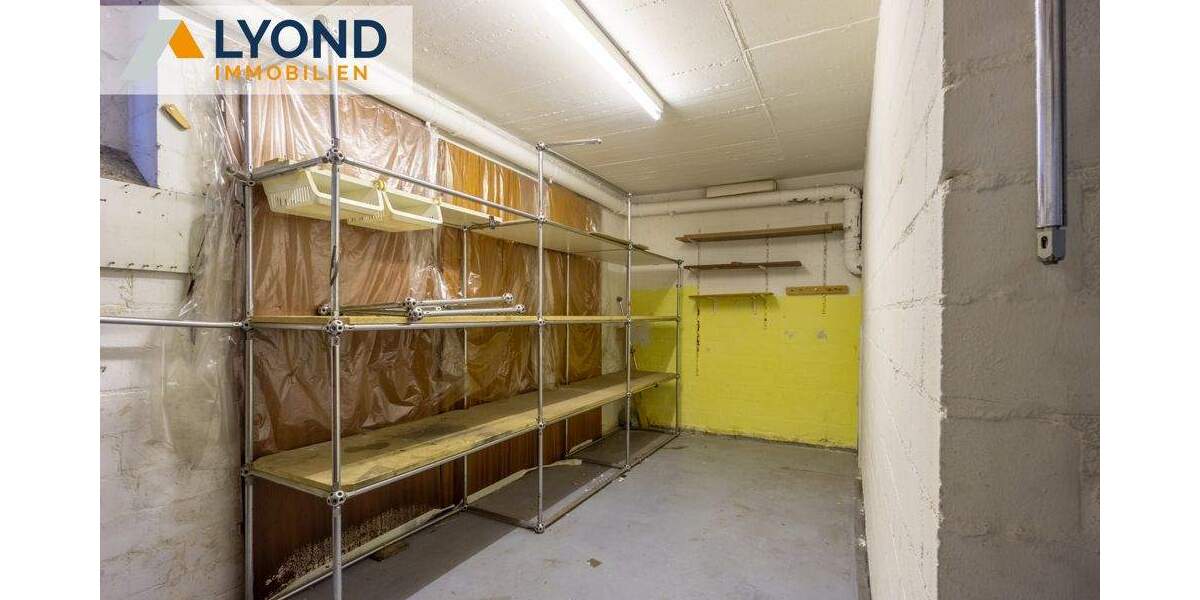 Etagenwohnung Moers Schwafheim - 2 Zimmer, 71 m&sup2;, 220.000&euro; | Angebot:24112651