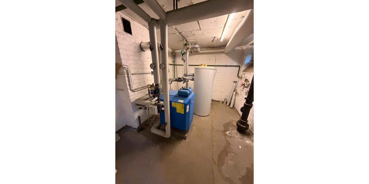 Mehrfamilienhaus, Wohnhaus Gelsenkirchen Gelsenkirchen-West - 15 Zimmer, 254 m&sup2;, 365.000&euro; | Angebot:27064147