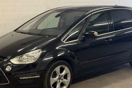 Ford S-Max 214.900 km 5.500 &euro; Düsseldorf 40468