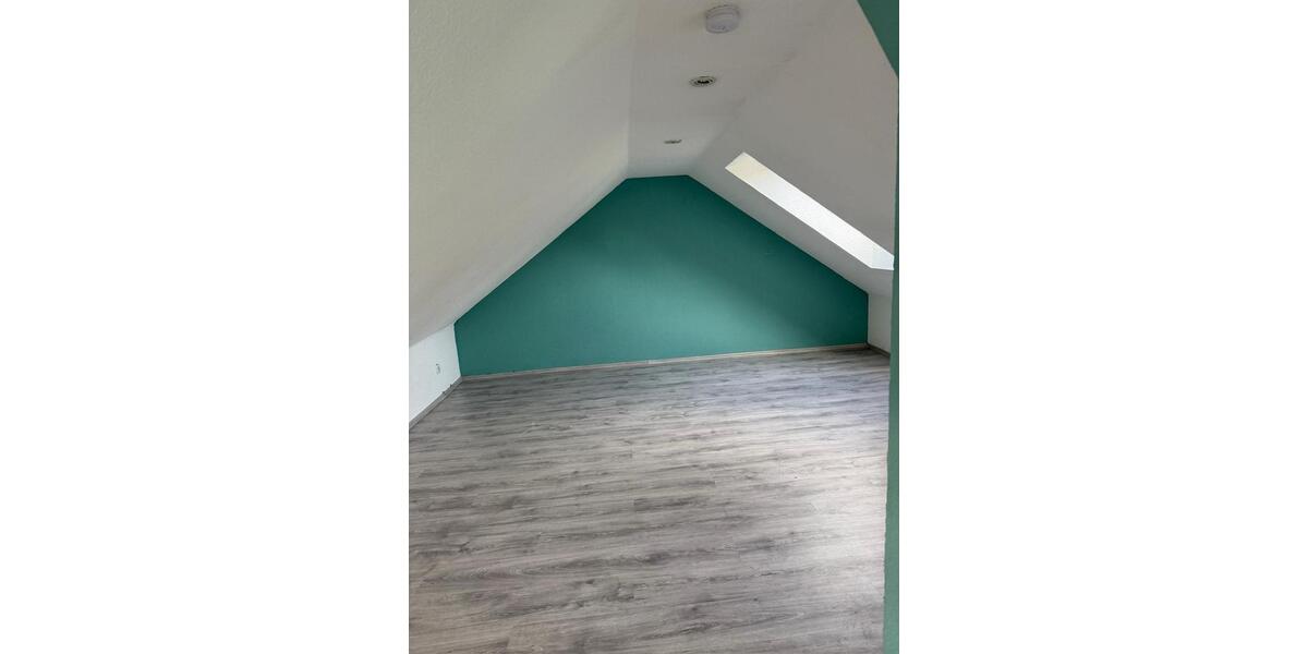 Doppelhaushälfte Essen Stadtbezirk V - 4.5 Zimmer, 160 m&sup2;, 1.650&euro; | Angebot:25354554