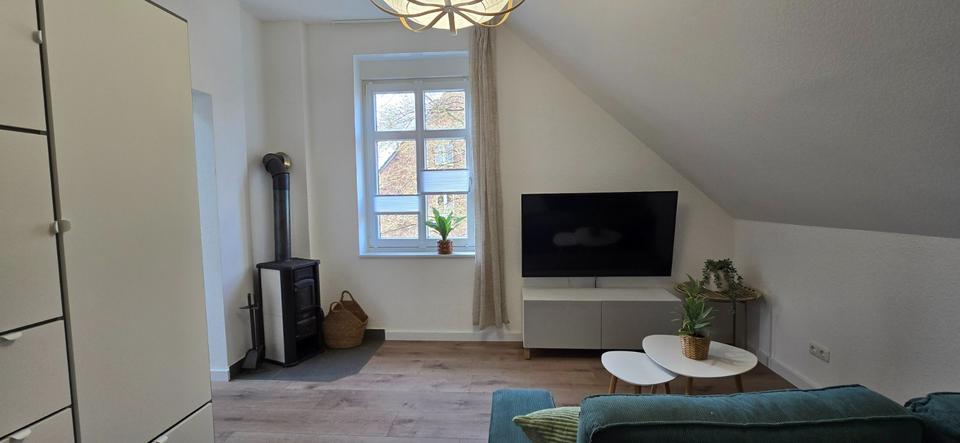 Dachgeschoßwohnung Bottrop Ebel - 2 Zimmer, 31 m&sup2;, 590&euro; | Angebot:25396072