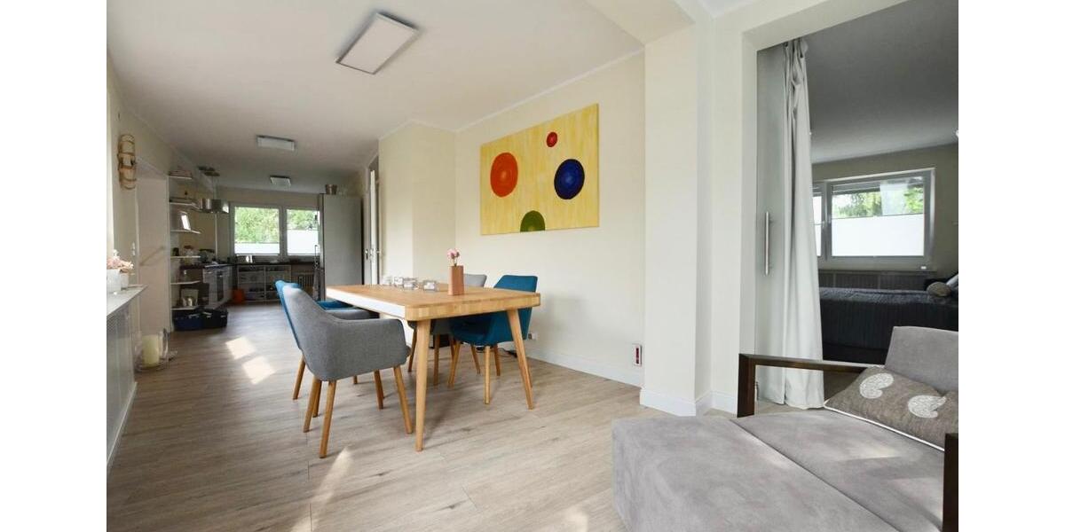 Ihr Traumhaus auf Zeit: Luxuriöses, vollständig möbliertes Einfamilienhaus mit 5 Zimmern und Garten 5 zimmer