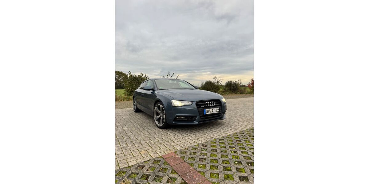 Audi A5 215.000 km 14.300 &euro; Neuss 41469