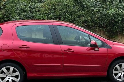 Peugeot 308 161.522 km 2.950 € Mönchengladbach 41239