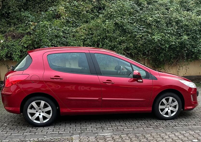 Peugeot 308 161.522 km 2.950 € Mönchengladbach 41239