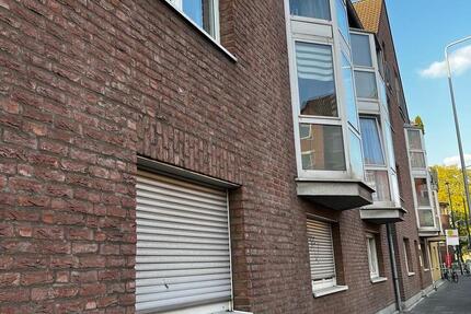 Schöne Freiwerdende 2 Zimmerwohnung in Düsseldorf Lierenfeld