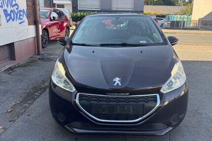 Peugeot 208 155.000 km 4.499 € Gelsenkirchen 45879