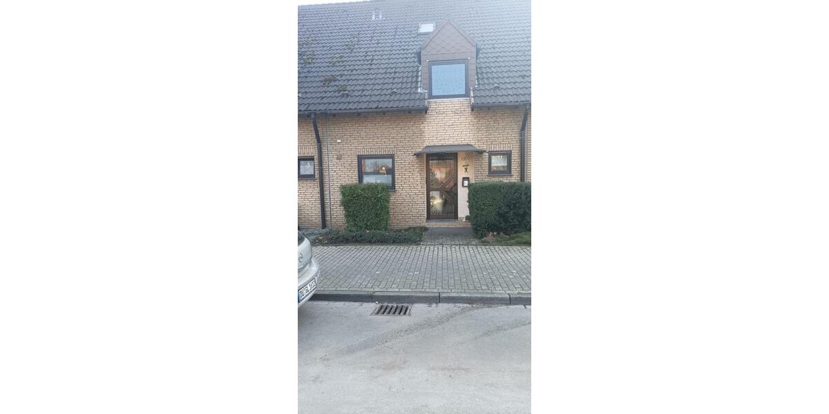 Reihenhaus Duisburg Ruhrort - 5 Zimmer, 120 m&sup2;, 350.000&euro; | Angebot:25590300