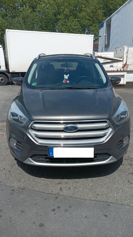 Ford Kuga 171.500 km 13.000 € Krefeld 47803