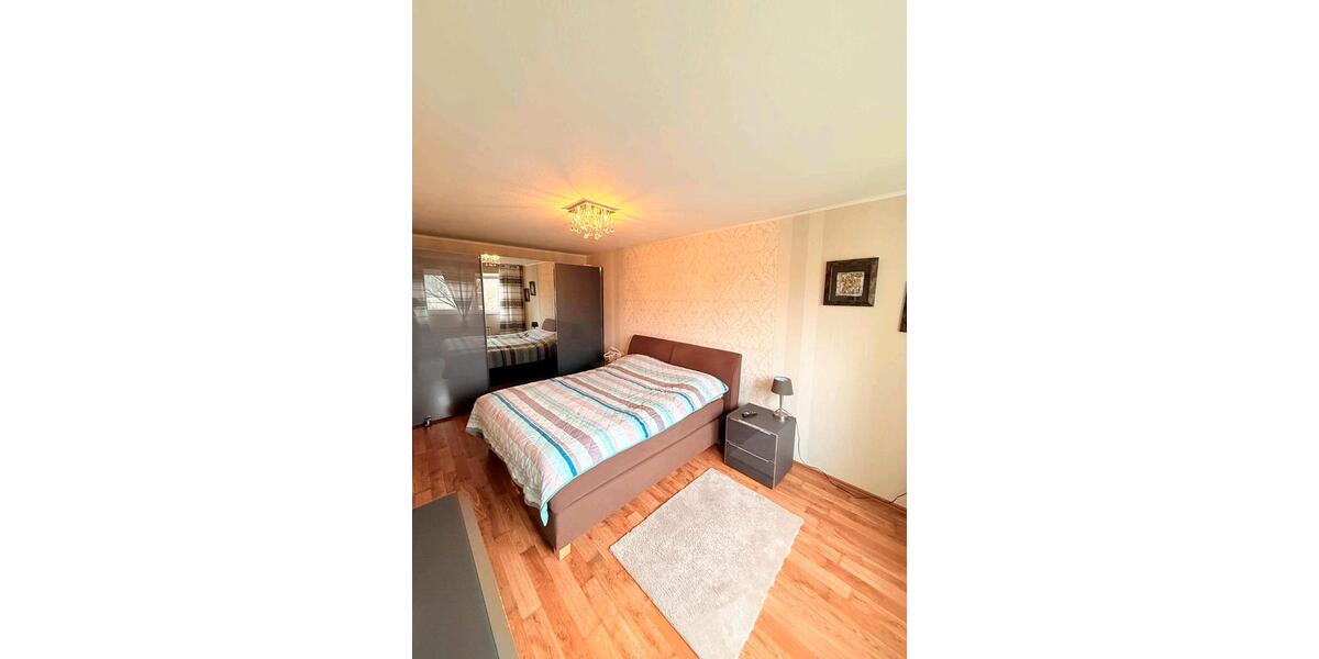 Etagenwohnung Ratingen - 3 Zimmer, 82 m&sup2;, 305.000&euro; | Angebot:26945394