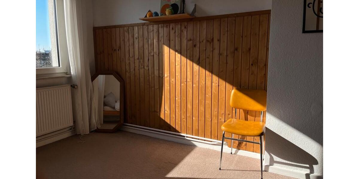 Dachgeschoßwohnung Duisburg Duisburg-Mitte - 2 Zimmer, 55 m&sup2;, 582&euro; | Angebot:25671658