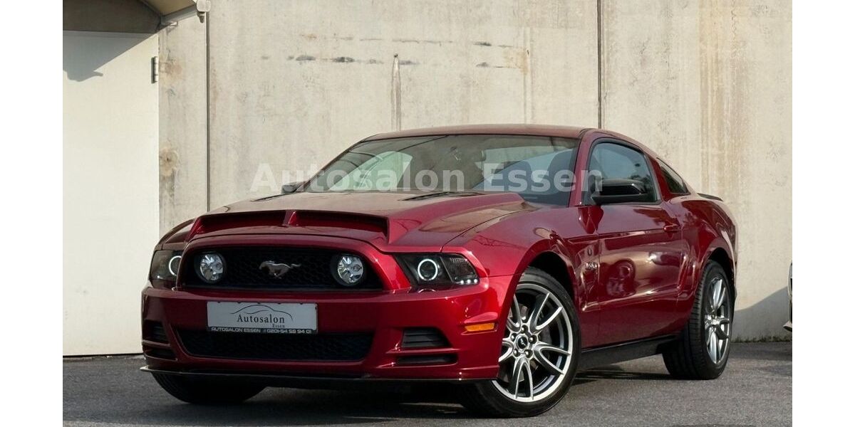 Ford Mustang 64.254 km 25.490 &euro; Essen 45141
