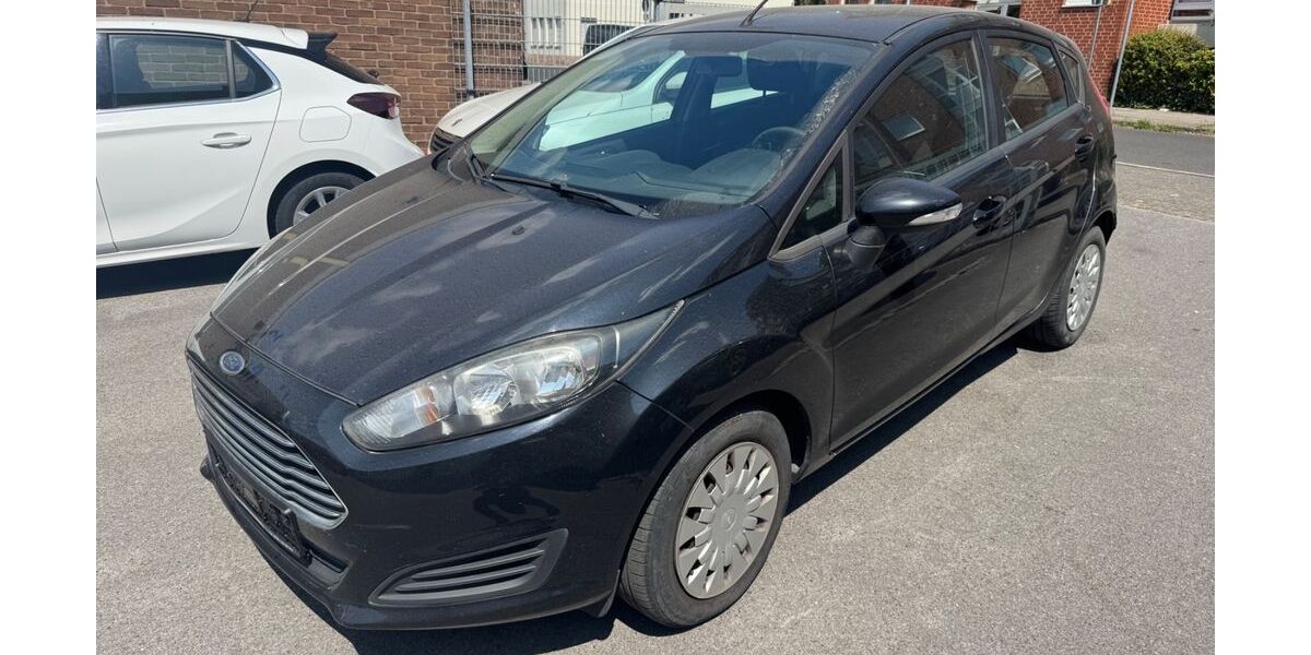 Ford Fiesta 229.000 km 2.700 &euro; Neuss 41462