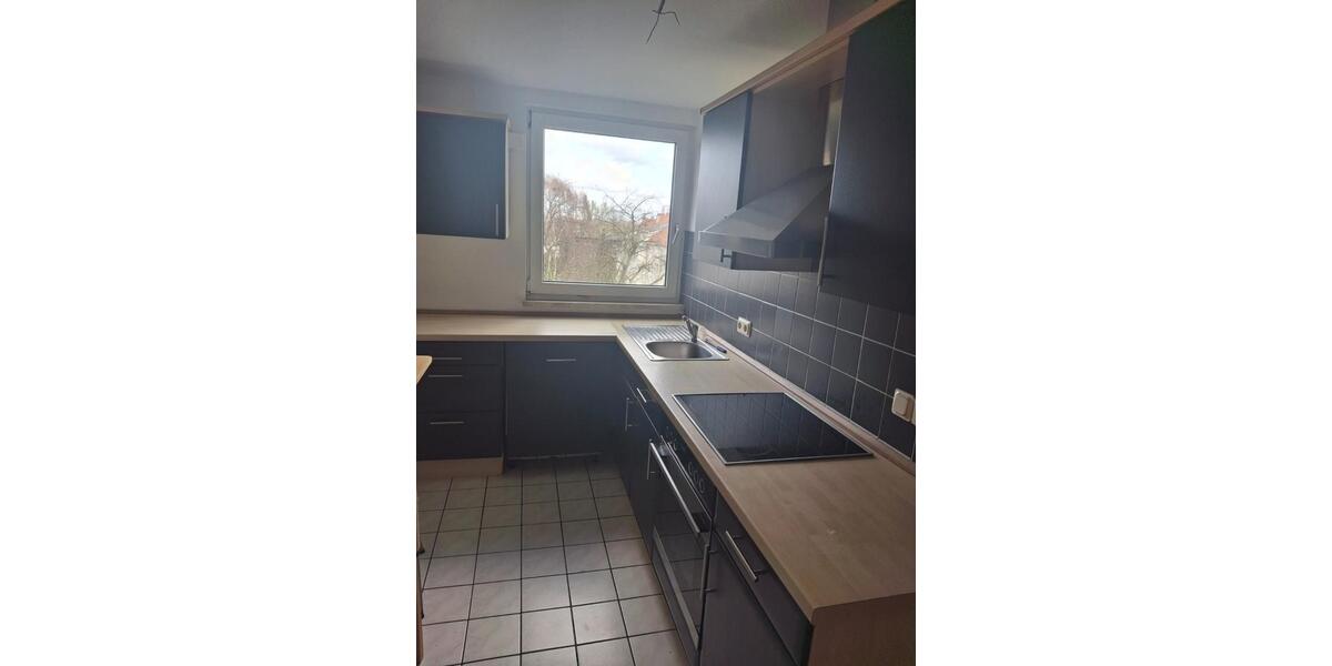 Dachgeschoßwohnung Essen Stadtbezirk VII - 3 Zimmer, 80 m&sup2;, 650&euro; | Angebot:25612945