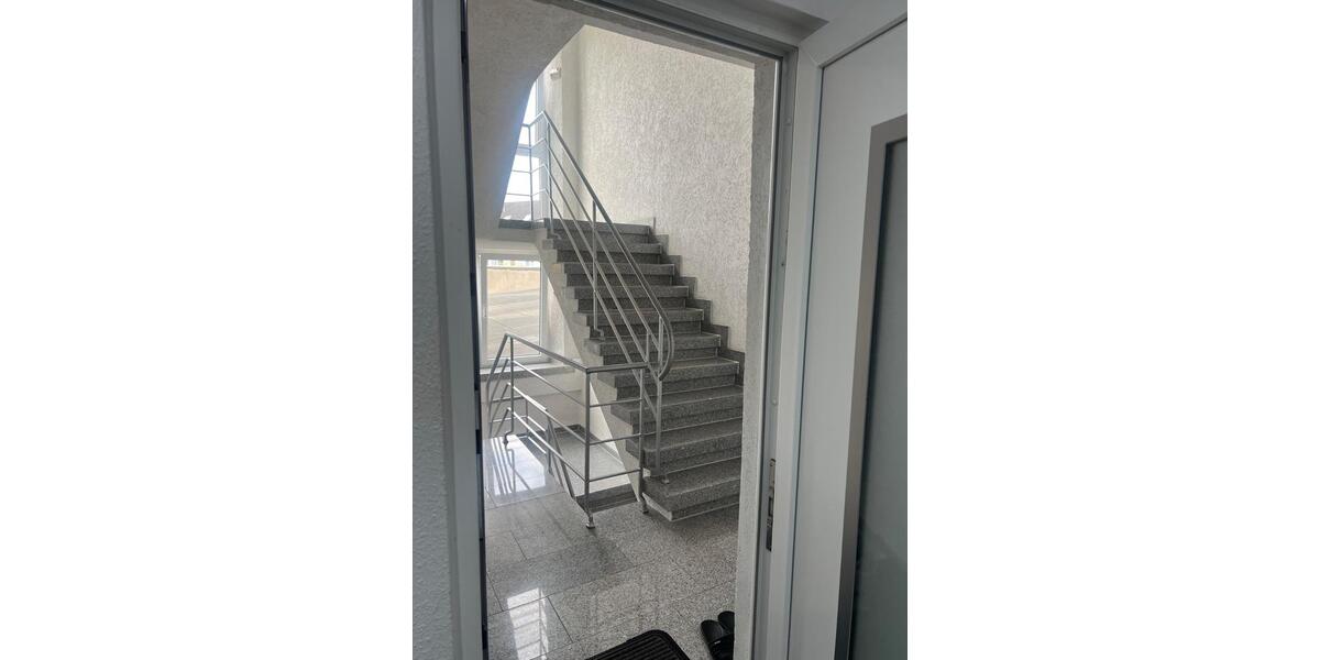 Etagenwohnung Duisburg Hochheide - 4.5 Zimmer, 101 m&sup2;, 305.000&euro; | Angebot:26926998