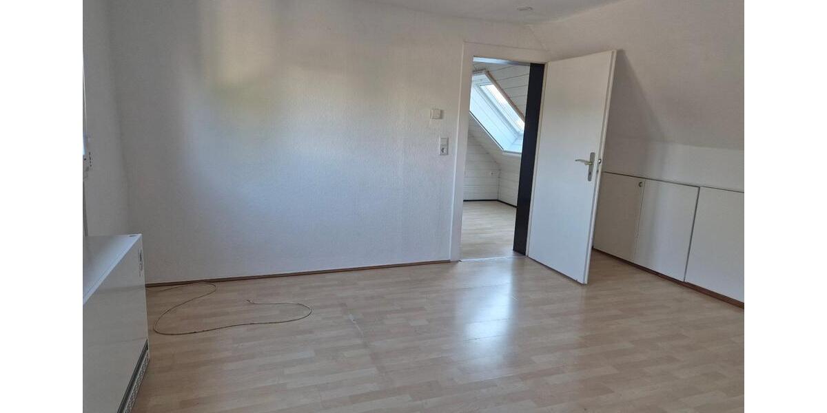 Dachgeschoßwohnung Tönisvorst - 2 Zimmer, 57 m&sup2;, 630&euro; | Angebot:26341740