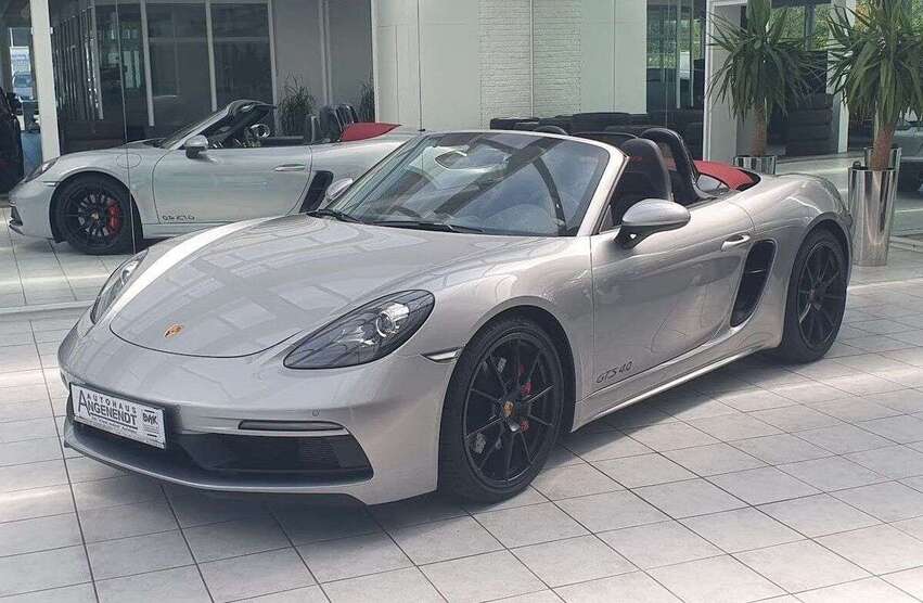 Porsche Boxster 11.100 km 87.718 € Geldern 47608