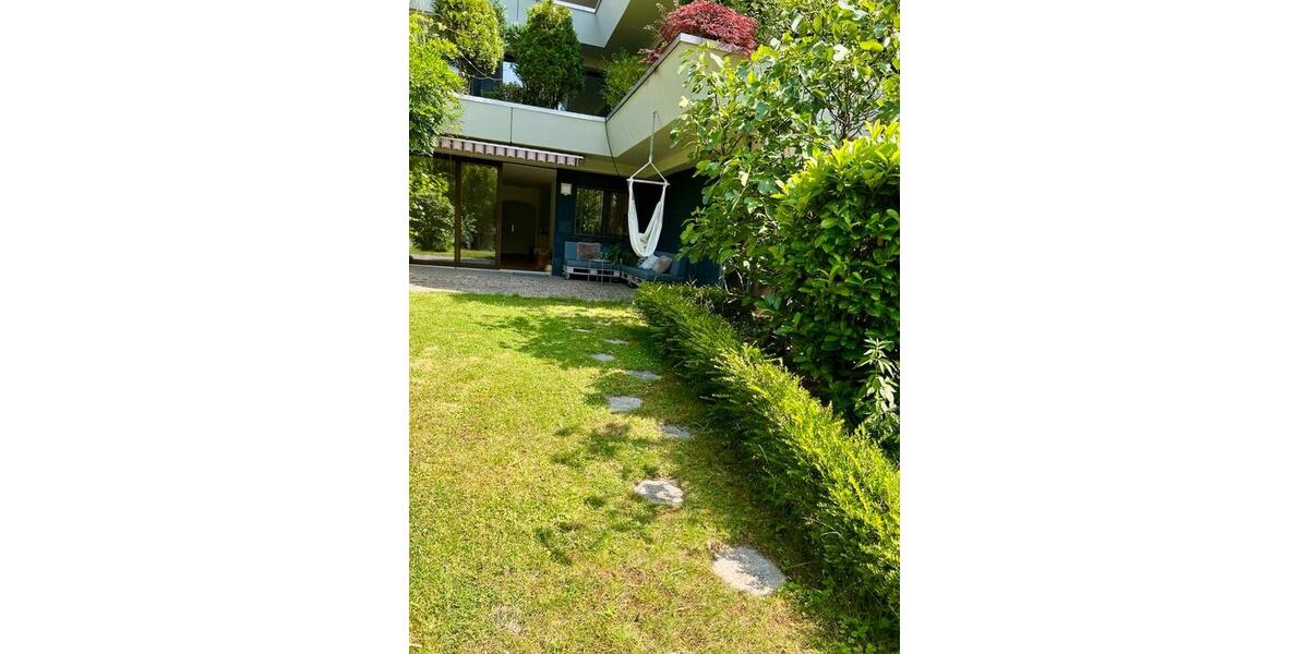 Erdgeschoßwohnung Düsseldorf Stadtbezirk 8 - 3.5 Zimmer, 102 m&sup2;, 1.800&euro; | Angebot:26395397