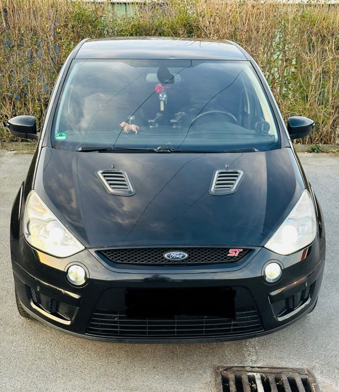 S-Max