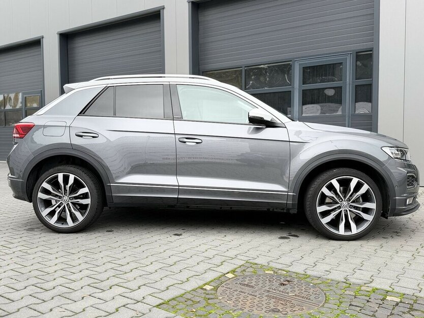 VW T-Roc R-line*IQ*Pano*Kamera*Virtual*AHK 45.000 km 25.390 € Mönchengladbach 41066